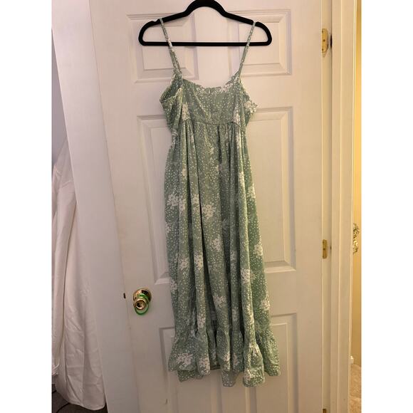 Green simplee dress size medium - Picture 2 of 6